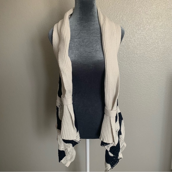 Wet Seal Nautical Striped Blue Cream Sweater Vest - Picture 2 of 9